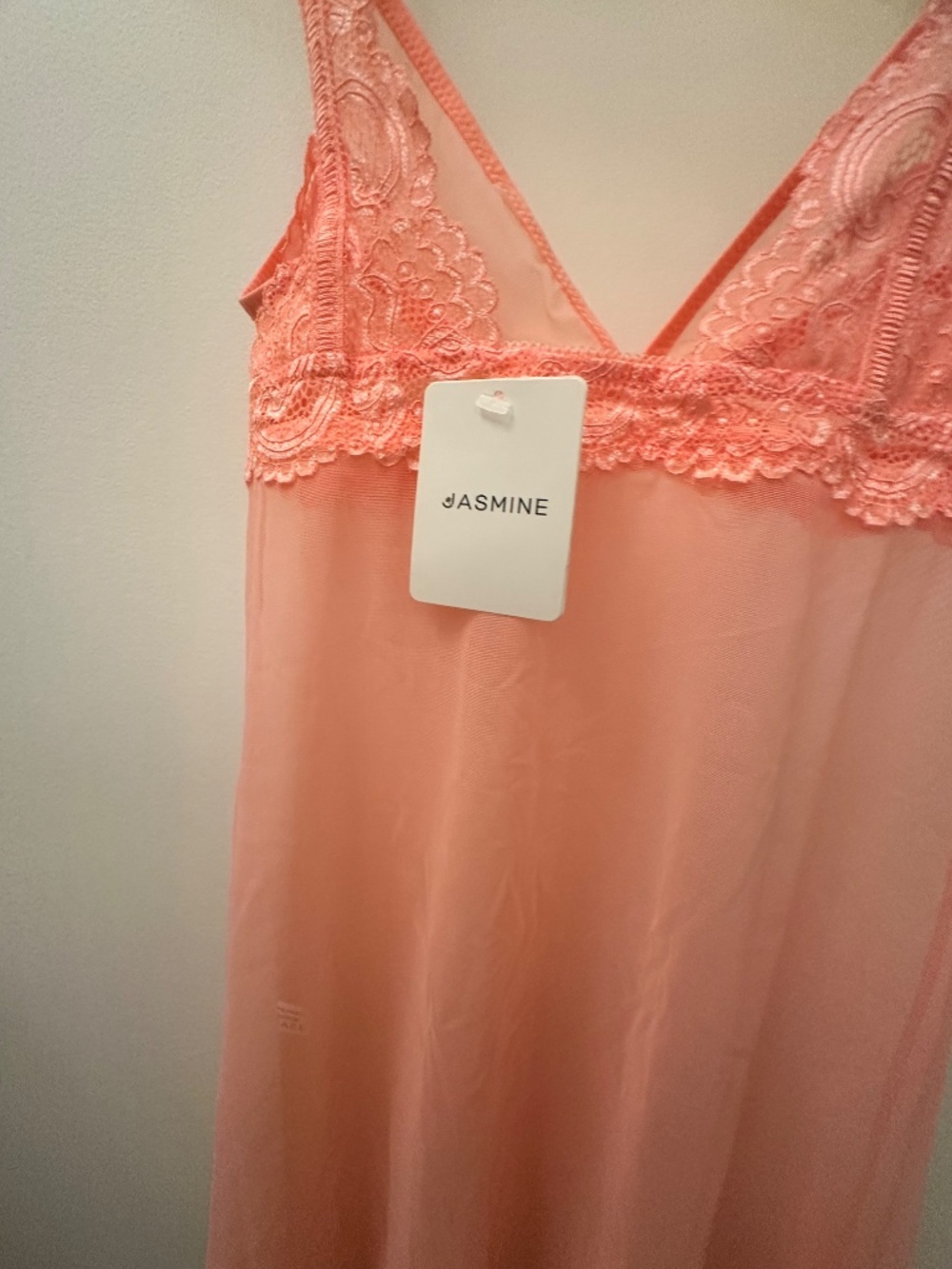 Brand Jasmine. Arianna women’s nightshirt. Color: A vibrant coral tone. Size S - Picture 6 of 10